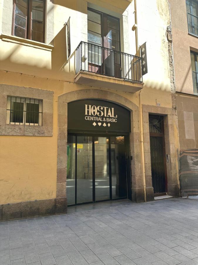 Central And Basic Drassanes Hostel Barcelona Exterior photo